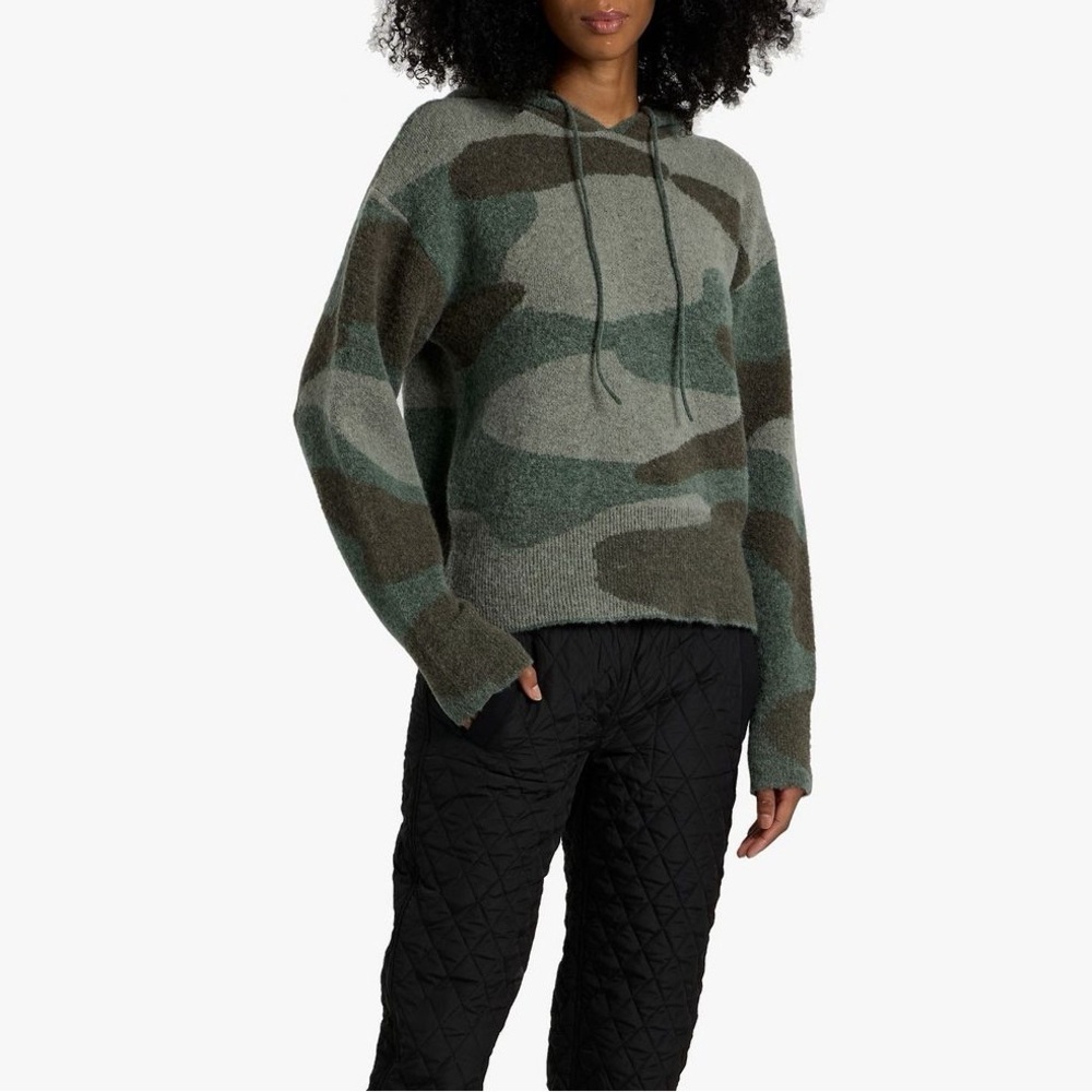 HOLDEN Chalet Camouflage-Print Hoodie Soft Knit Size S NWT - Picture 2 of 12